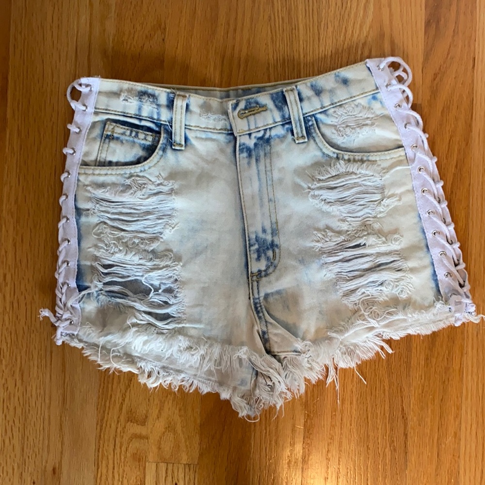 🆕 acid washed jean shorts with white laced up sides